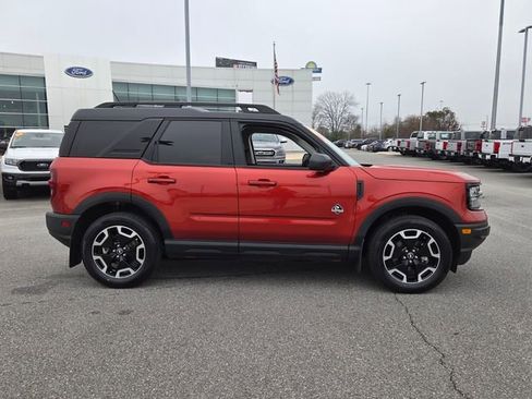 Used 2024 Ford Bronco Sport Outer Banks image 11
