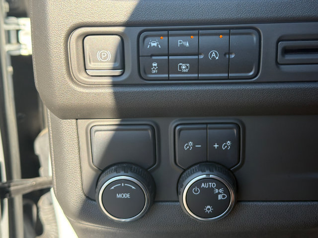 Used 2023 Chevrolet Tahoe RST w/ Luxury Package RWD image 35
