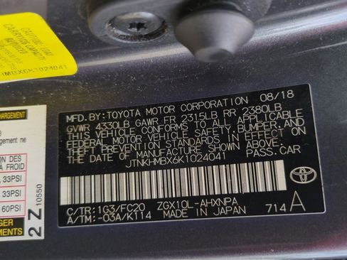 Used 2019 Toyota C-HR LE FWD image 15