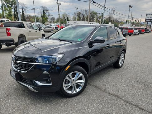 Used 2023 Buick Encore GX Preferred w/ Cold Weather Comfort Package image 1