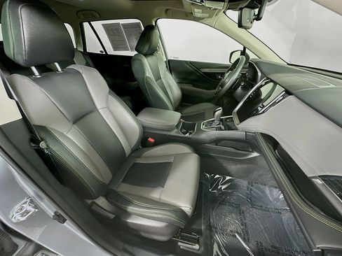 Certified 2025 Subaru Outback Onyx Edition image 36