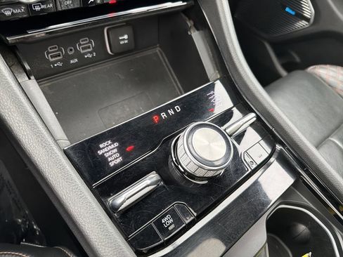 Used 2022 Jeep Grand Cherokee Summit w/ Advanced Protech Group IV AWD/4WD image 27