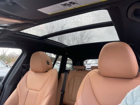 Used 2023 BMW X3 M40i w/ Premium Package image 26