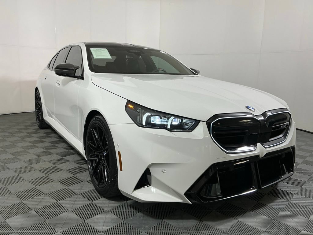 Certified 2026 BMW M5 w/ Carbon Package AWD/4WD image 4