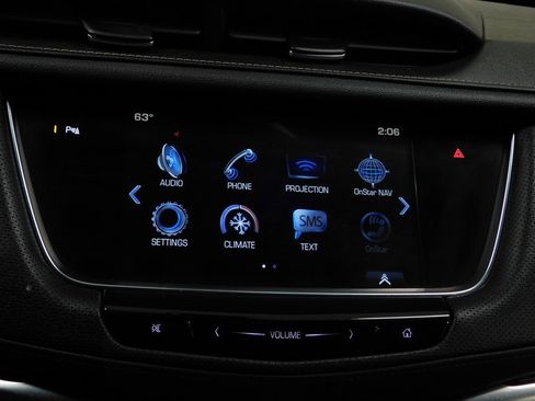 Used 2018 Cadillac XT5 AWD image 58