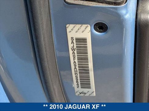 Used 2010 Jaguar XF Luxury RWD image 23