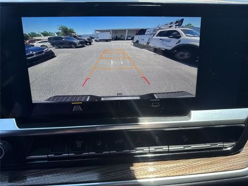 Used 2025 Chevrolet Silverado 2500 LT AWD/4WD image 25