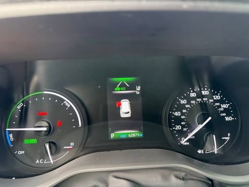 Used 2021 Toyota Sienna XLE AWD/4WD image 19