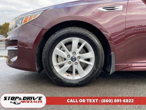 Used 2018 Kia Optima LX w/ Convenience Package image 9