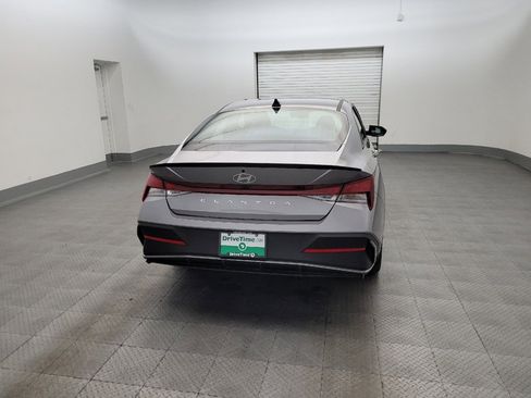 Used 2025 Hyundai Elantra Sport FWD image 7