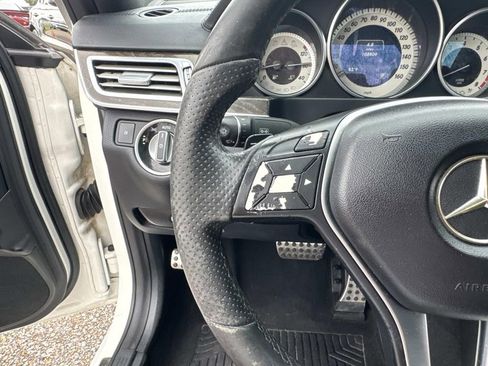 Used 2016 Mercedes-Benz E 400 Sedan image 23