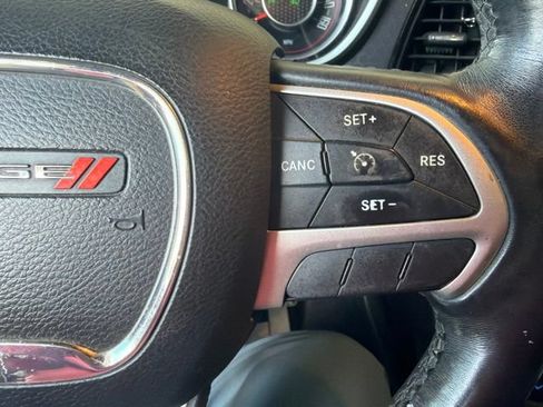 Used 2016 Dodge Challenger SXT Plus RWD image 15