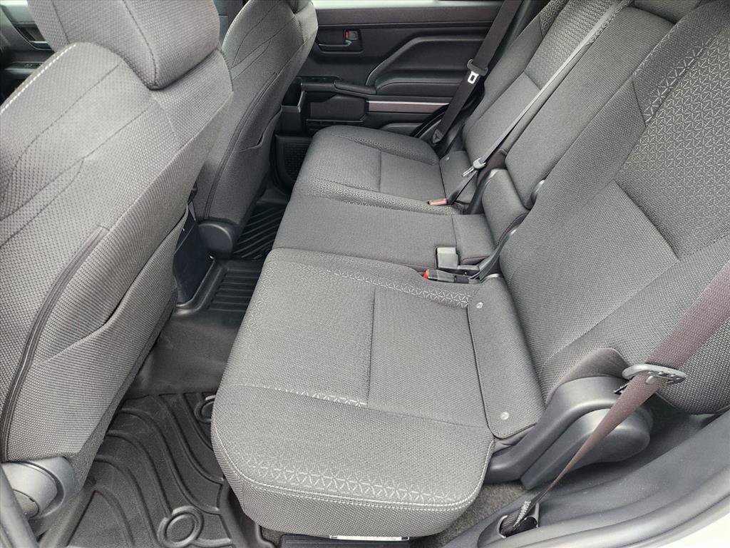 Certified 2025 Toyota 4Runner SR5 AWD/4WD image 13