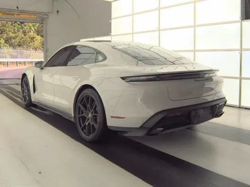 Used 2022 Porsche Taycan GTS w/ Technology Package AWD/4WD image 8