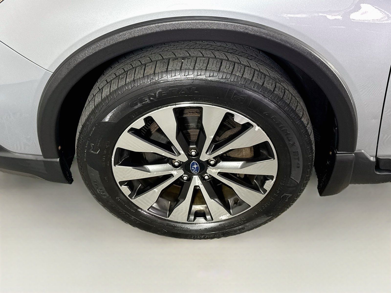 Used 2016 Subaru Outback 2.5i Limited AWD/4WD image 27