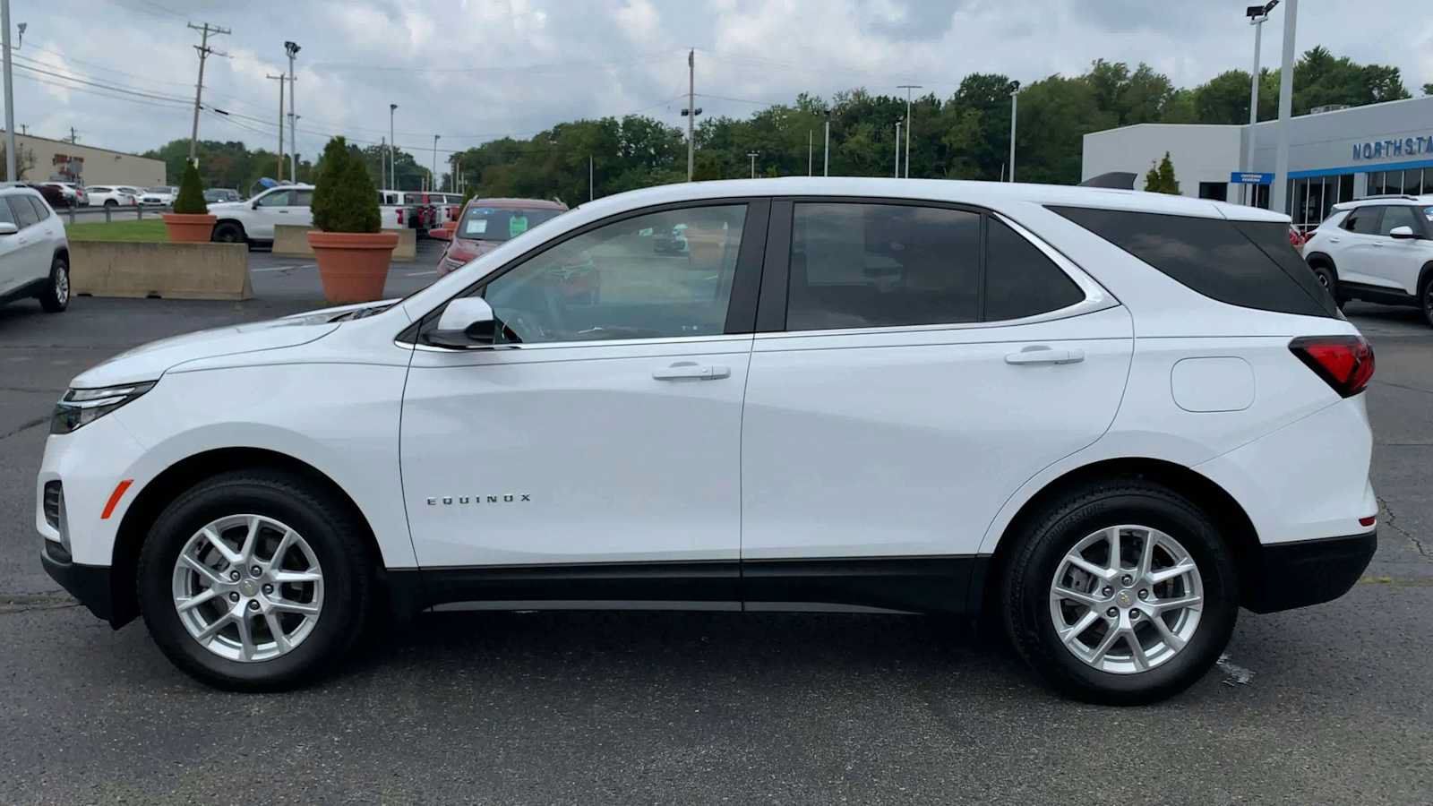 Certified 2023 Chevrolet Equinox LT AWD/4WD image 5