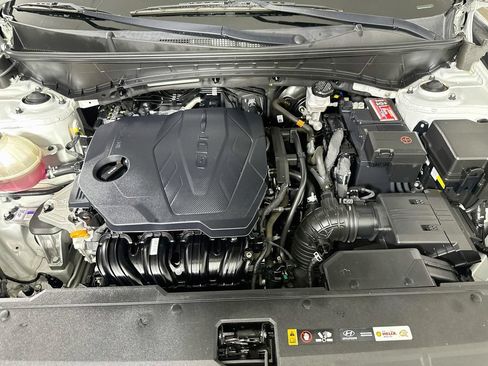 Used 2022 Hyundai Tucson Limited w/ Cargo Package FWD image 9