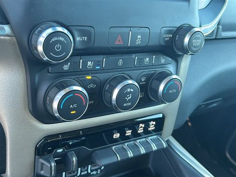 Used 2020 RAM 2500 Laramie AWD/4WD image 14