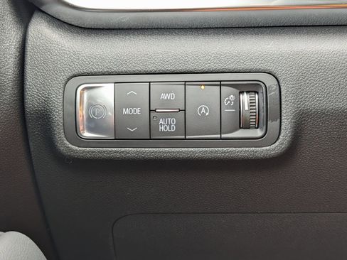New 2026 GMC Terrain Denali w/ LPO, Floor Liner Package AWD/4WD image 14