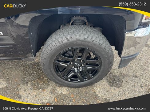 Used 2018 Chevrolet Silverado 1500 LT w/ LT Eassist Package image 26