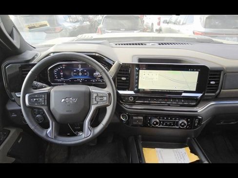 Certified 2025 Chevrolet Silverado 2500 ZR2 w/ Technology Package image 4