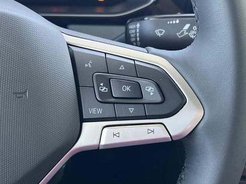 New 2026 Volkswagen Jetta SE FWD image 16