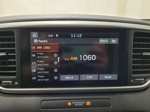 Used 2020 Kia Sportage LX FWD image 25