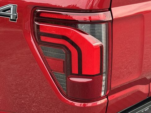 Used 2025 Ford F150 Lariat w/ Equipment Group 502A High image 7