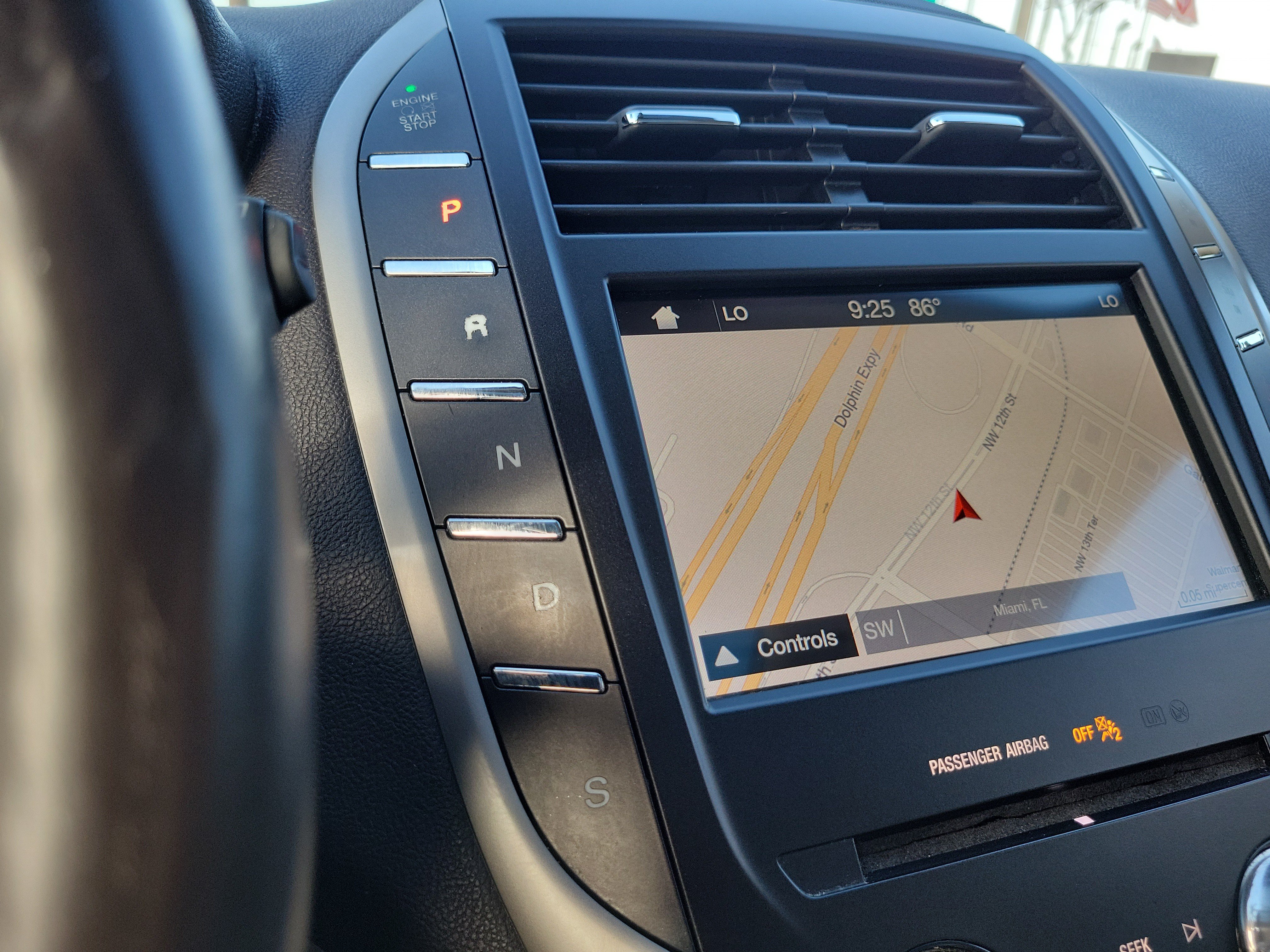 Used 2017 Lincoln MKC Reserve FWD image 24