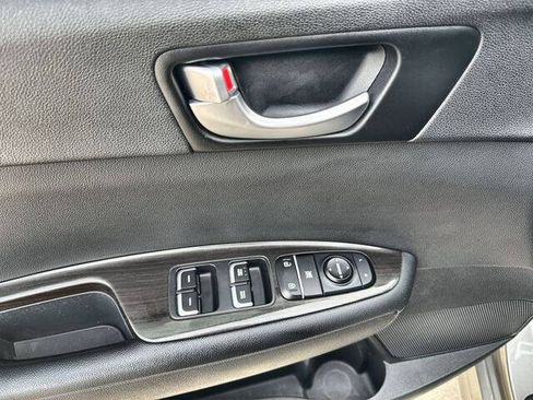 Used 2019 Kia Optima EX FWD image 22