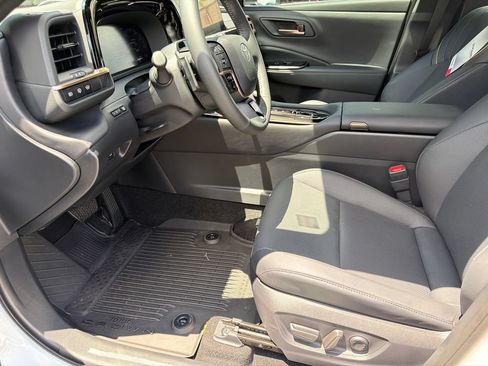 New 2026 Toyota Crown Signia AWD/4WD image 9