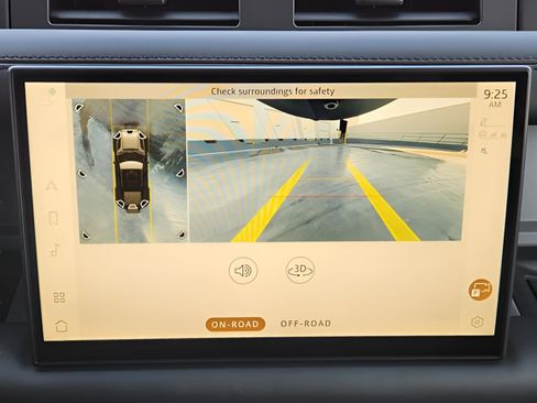 Used 2025 Land Rover Defender 110 X image 15