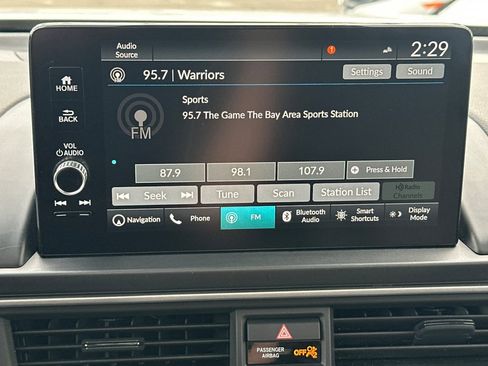 Used 2025 Honda Pilot Black Edition image 21