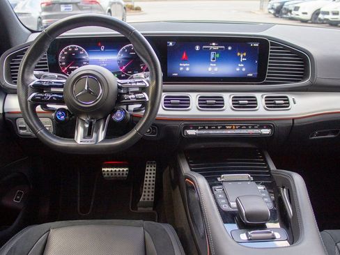 Used 2025 Mercedes-Benz GLE 53 AMG 4MATIC image 13