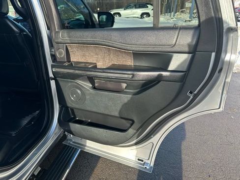 Used 2021 Ford Expedition Limited AWD/4WD image 21