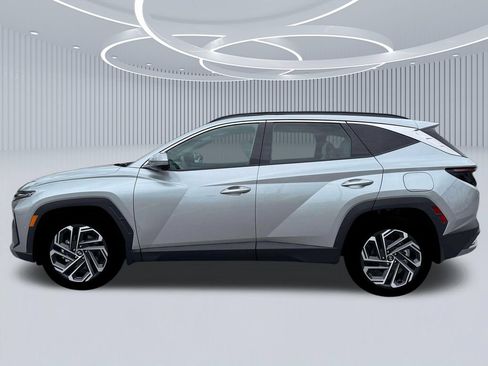 New 2026 Hyundai Tucson Limited FWD image 3