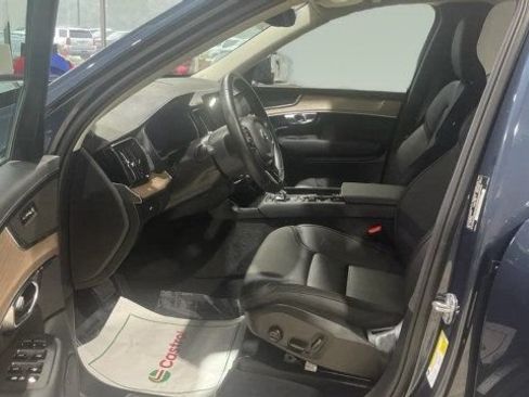 Used 2025 Volvo XC90 B5 Plus AWD/4WD image 13