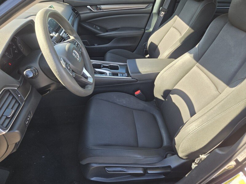 Used 2019 Honda Accord LX image 11