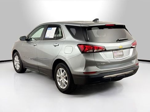 Used 2024 Chevrolet Equinox LT FWD image 34
