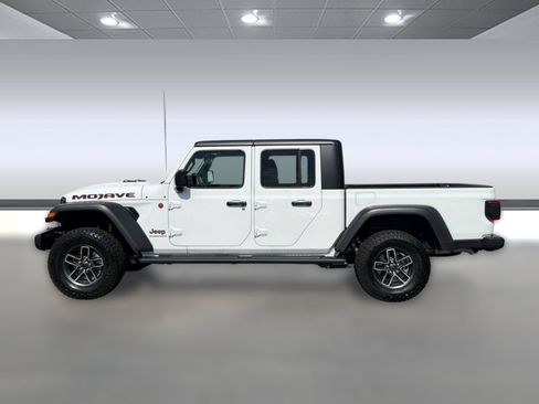 Used 2025 Jeep Gladiator Mojave w/ Safety Group AWD/4WD image 2