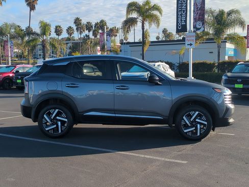 Certified 2026 Nissan Kicks SV image 6