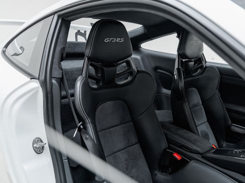Used 2019 Porsche 911 GT3 RS RWD image 41