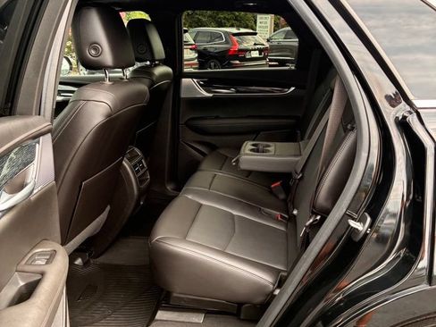 Used 2023 Cadillac XT5 Premium Luxury AWD/4WD image 28