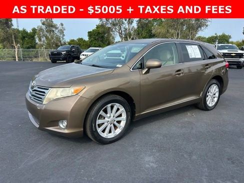 Used 2010 Toyota Venza FWD image 3