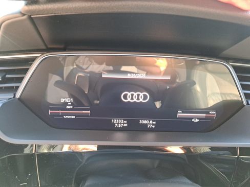 Used 2022 Audi e-tron S Prestige AWD/4WD image 13