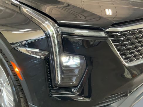 Certified 2024 Cadillac XT4 Luxury FWD image 27