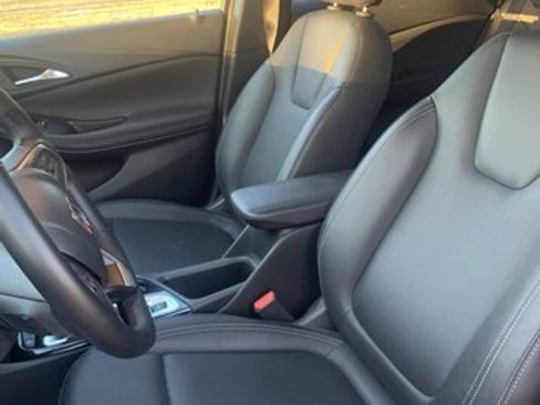 Certified 2024 Buick Encore GX Sport Touring image 13