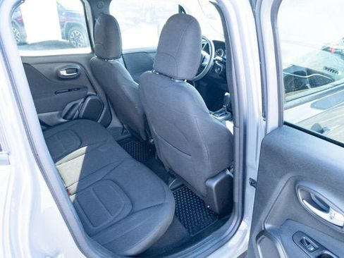 Used 2020 Jeep Renegade Latitude w/ UConnect 8.4 Nav Group image 35