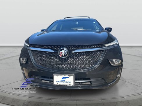 Used 2024 Buick Enclave Essence w/ Experience Buick Package image 2