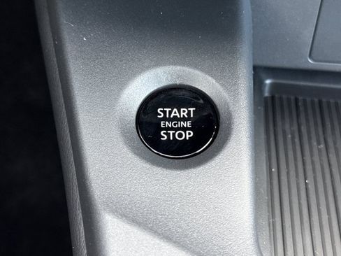 Used 2026 Nissan Sentra SV w/ SV Convenience Package FWD image 21